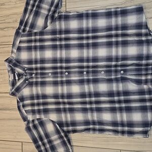 Mens Columbia Navy and White Checkered Casual Shirt